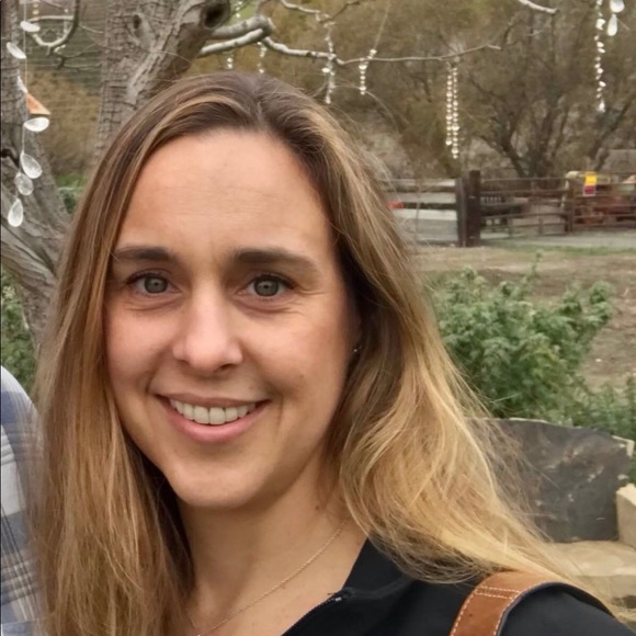 Meet your Posher, Amy - Picture 1 of 1